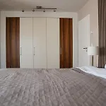 K&t Estates & Spa, Frankfurt