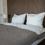 K&t Estates & Spa, Frankfurt