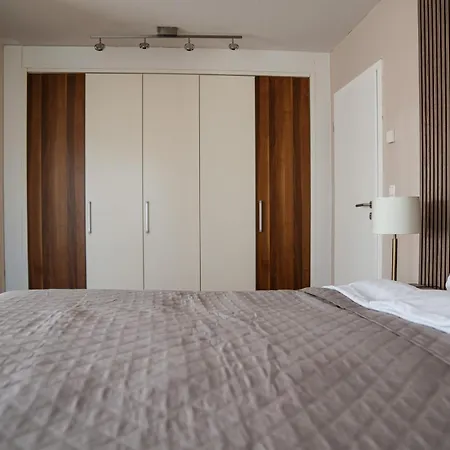 K&t Estates & Spa, Frankfurt