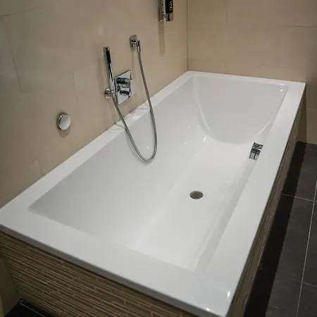 K&t Estates & Spa, Frankfurt * Liederbach am Taunus