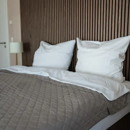 K&t Estates & Spa, Frankfurt