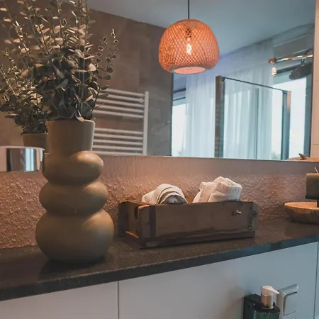 K&t Estates & Spa, Frankfurt