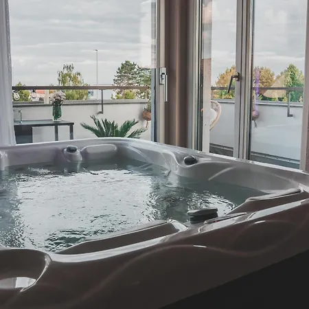 K&t Estates & Spa, Frankfurt